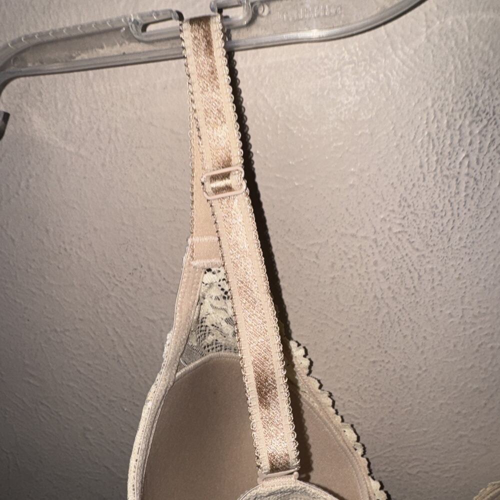 Wacoal Embrace Floral Lace Contour Bra 32DD Beige Style 853291 Underwire - Picture 12 of 13